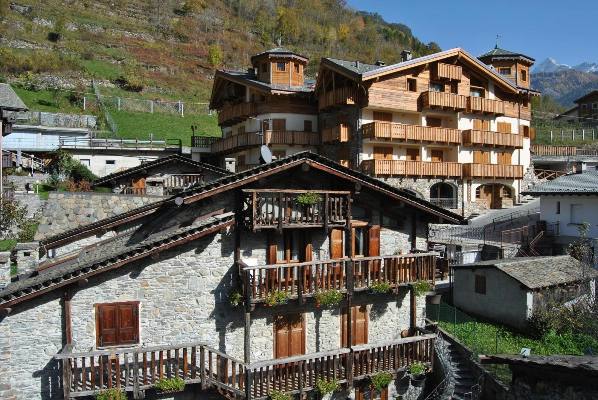 Casa Vacanza La Rocca Chiesa in Valmalenco Eksteriør billede