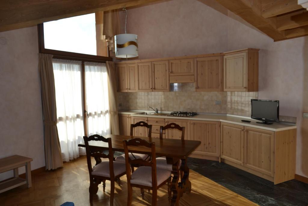 Casa Vacanza La Rocca Chiesa in Valmalenco Værelse billede