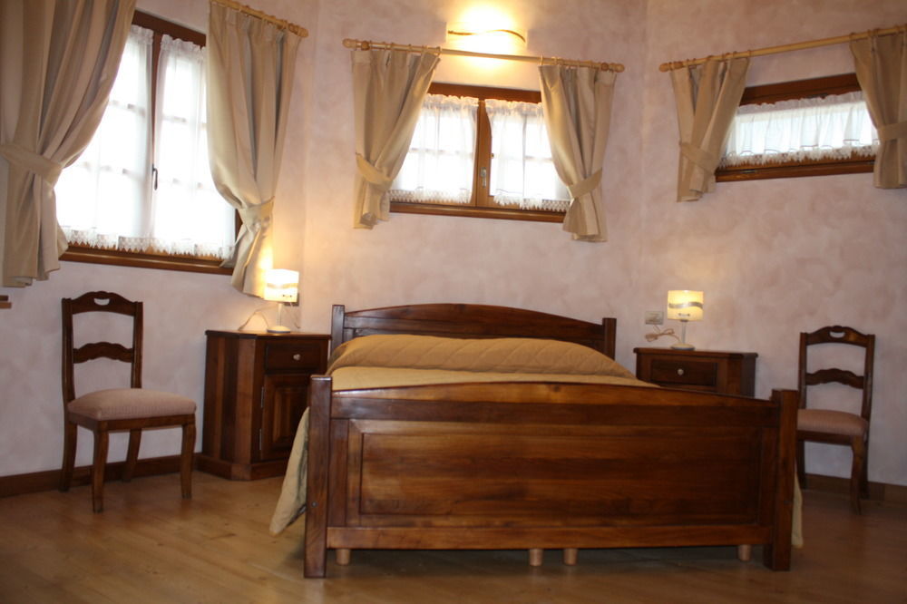 Casa Vacanza La Rocca Chiesa in Valmalenco Eksteriør billede